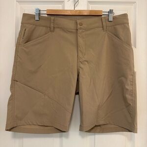 NWOT Merrell Khaki Hiking and Outdoor Shorts